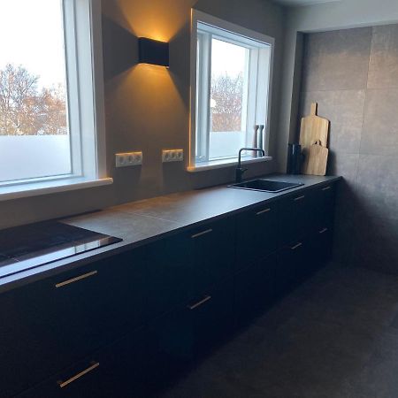 Perfectly Located 3 Bedroom Design Apartment Akureyri Kültér fotó
